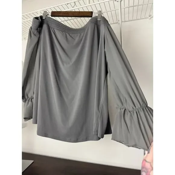 Torrid Off the Shoulder Blouse Size 3X Gray, Flowy NWT - Picture 4 of 12